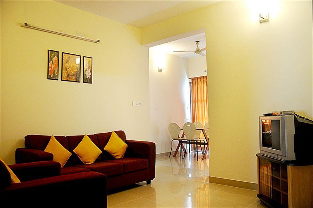 The Grand Serenity Apartment Hotel Bangalore Exterior foto